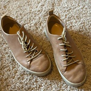 Men’s leather Ecco sneaker